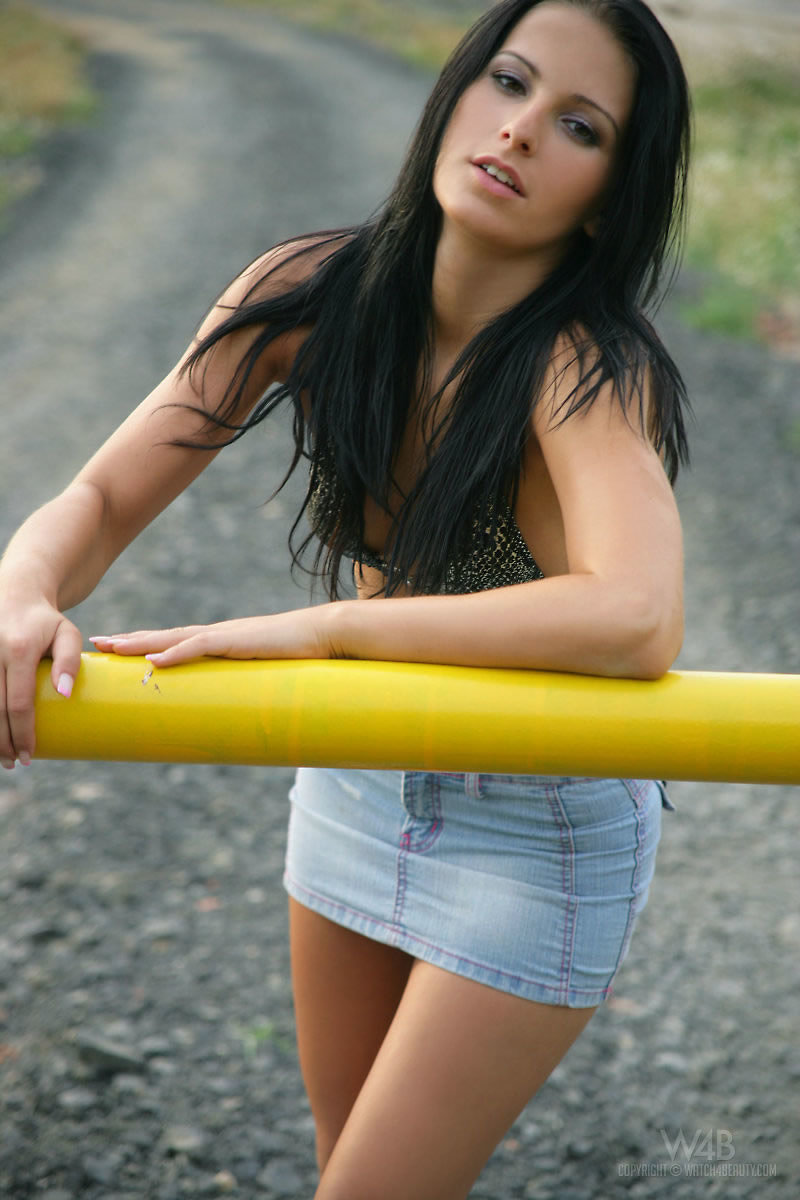 Валенька, 18 лет, 0 размер груди